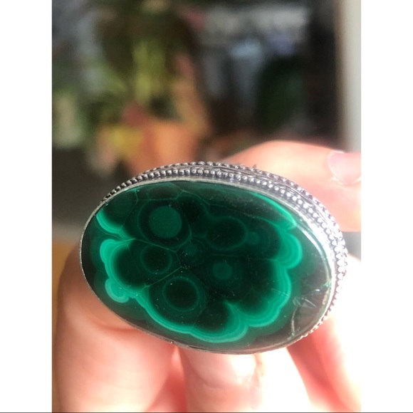 .925 stamped green malachite ring!!! - Picture 4 of 8